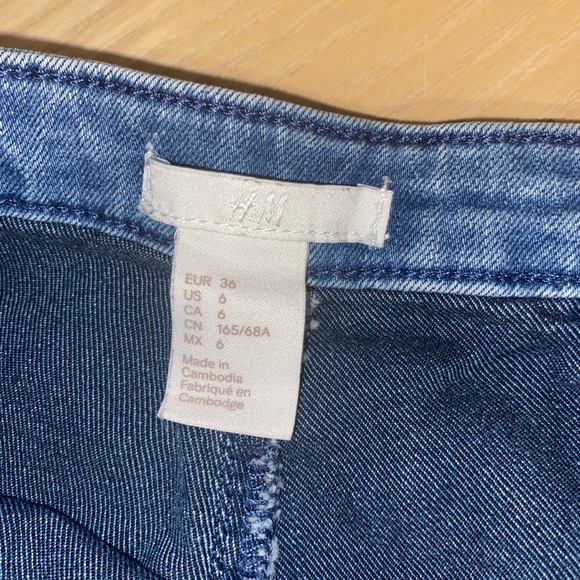 High waisted denim shorts - Picture 3 of 4